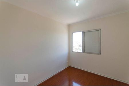 Quarto 1 de apartamento para alugar com 2 quartos, 55m² em Vila Marieta, São Paulo