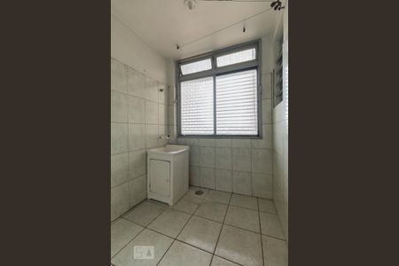 Apartamento à venda com 84m², 2 quartos e sem vaga Apartamento à venda com 84m², 2 quartos e sem vagaLavanderia