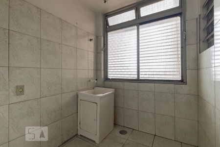 Apartamento à venda com 84m², 2 quartos e sem vaga Apartamento à venda com 84m², 2 quartos e sem vagaLavanderia