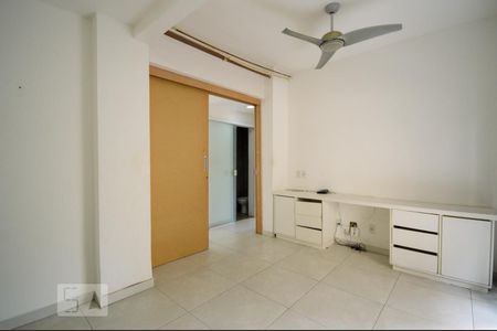 Quarto de apartamento à venda com 2 quartos, 90m² em Barra da Tijuca, Rio de Janeiro