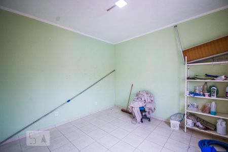 Sala/Quarto de casa à venda com 1 quarto, 688m² em Vila Brandina, Campinas