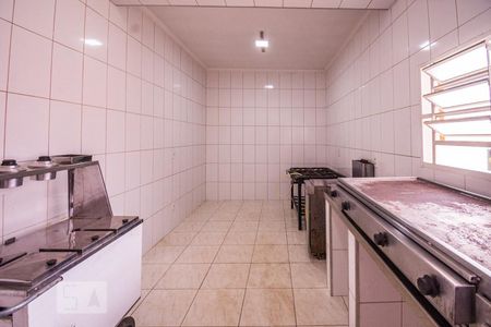 Cozinha de casa à venda com 1 quarto, 688m² em Vila Brandina, Campinas