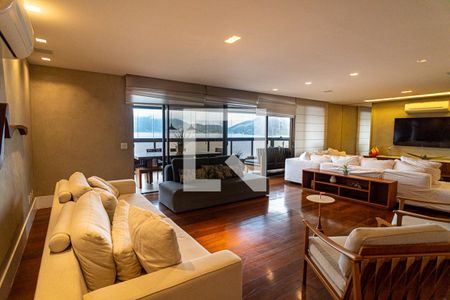 Sala de apartamento para alugar com 4 quartos, 341m² em Icaraí, Niterói