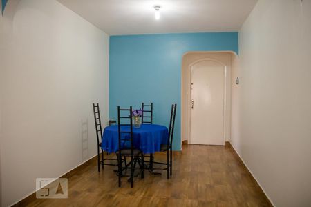 Sala de apartamento à venda com 2 quartos, 70m² em Vila Mariza, São Bernardo do Campo