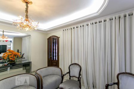 Sala de casa à venda com 4 quartos, 130m² em São João Batista (venda Nova), Belo Horizonte