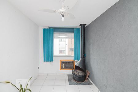 Sala de apartamento à venda com 2 quartos, 45m² em Rubem Berta, Porto Alegre