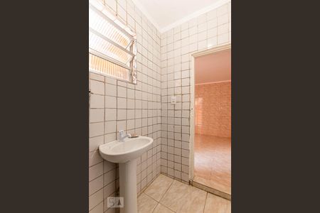 Banheiro  de casa para alugar com 1 quarto, 35m² em Engenheiro Goulart, São Paulo