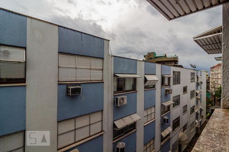 Vista de apartamento para alugar com 3 quartos, 80m² em Menino Deus, Porto Alegre