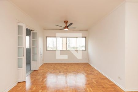 Sala de apartamento à venda com 2 quartos, 70m² em Vila Cordeiro, São Paulo