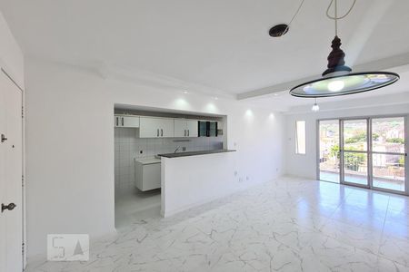 Sala de apartamento para alugar com 2 quartos, 70m² em Lins de Vasconcelos, Rio de Janeiro