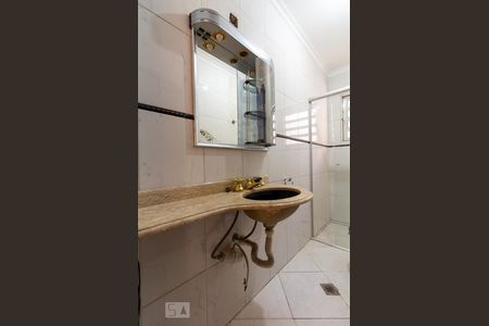 Banheiro Social de casa à venda com 5 quartos, 330m² em Parque Continental, São Paulo