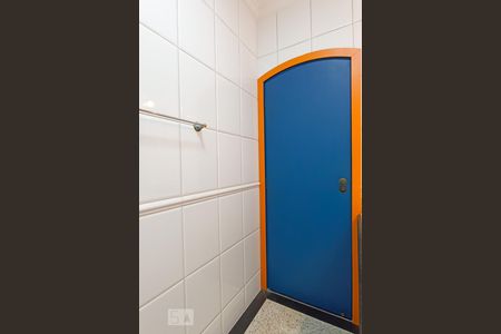 Casa para alugar com 380m², 3 quartos e 5 vagas Casa para alugar com 380m², 3 quartos e 5 vagasBanheiro social