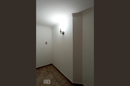 Casa para alugar com 380m², 3 quartos e 5 vagas Casa para alugar com 380m², 3 quartos e 5 vagasQuarto de serviço