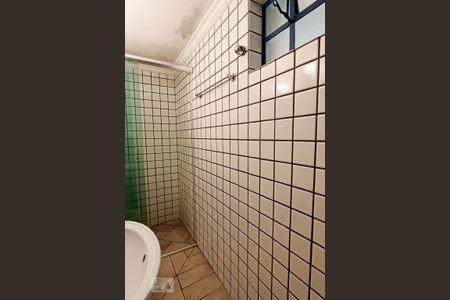 Casa para alugar com 380m², 3 quartos e 5 vagas Casa para alugar com 380m², 3 quartos e 5 vagasBanheiro serviço