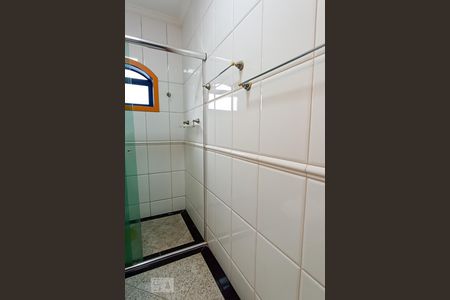 Casa para alugar com 380m², 3 quartos e 5 vagas Casa para alugar com 380m², 3 quartos e 5 vagasBanheiro social