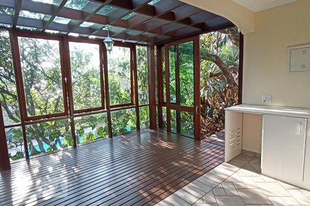 Casa para alugar com 380m², 3 quartos e 5 vagas Casa para alugar com 380m², 3 quartos e 5 vagasÁrea gourmet com churrasqueira