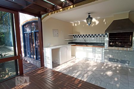 Casa para alugar com 380m², 3 quartos e 5 vagas Casa para alugar com 380m², 3 quartos e 5 vagasÁrea gourmet com churrasqueira