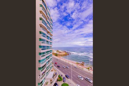 Vista da Varanda de apartamento para alugar com 1 quarto, 62m² em Pituba, Salvador