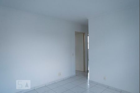 Sala de apartamento para alugar com 2 quartos, 72m² em Fazenda da Juta, São Paulo