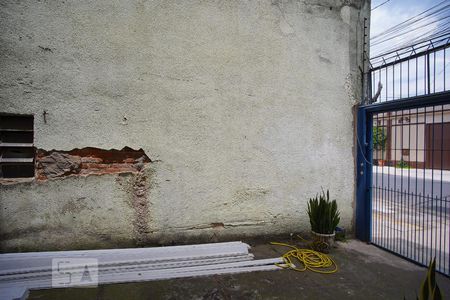 Quarto - Vista de casa à venda com 2 quartos, 80m² em São Geraldo, Porto Alegre