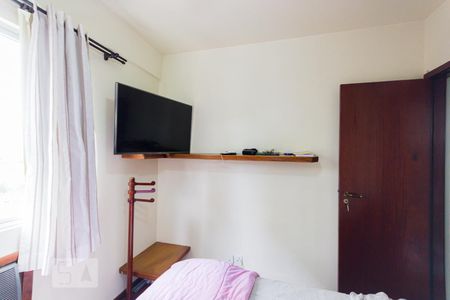 Quarto 1 de apartamento para alugar com 2 quartos, 58m² em Freguesia (jacarepaguá), Rio de Janeiro