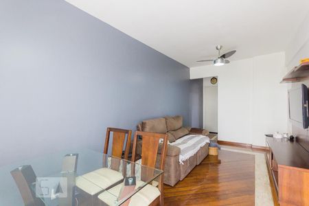 Sala de apartamento para alugar com 2 quartos, 58m² em Freguesia (jacarepaguá), Rio de Janeiro