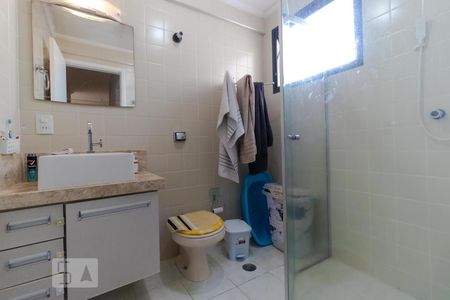 Banheiro de apartamento à venda com 2 quartos, 78m² em Taquaral, Campinas