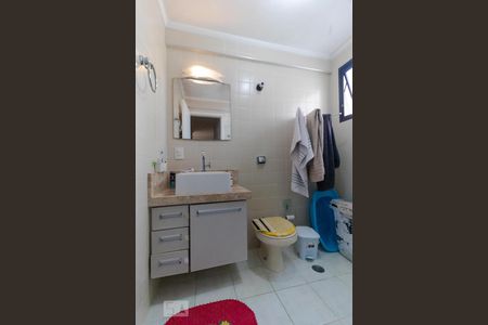 Banheiro de apartamento à venda com 2 quartos, 78m² em Taquaral, Campinas