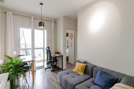 Sala  de apartamento à venda com 2 quartos, 50m² em Vila Gumercindo, São Paulo