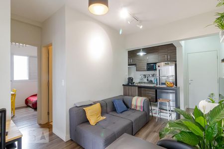 Sala  de apartamento à venda com 2 quartos, 50m² em Vila Gumercindo, São Paulo