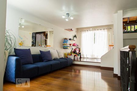 Sala Central de casa à venda com 3 quartos, 470m² em Vila Guarani (z Sul), São Paulo