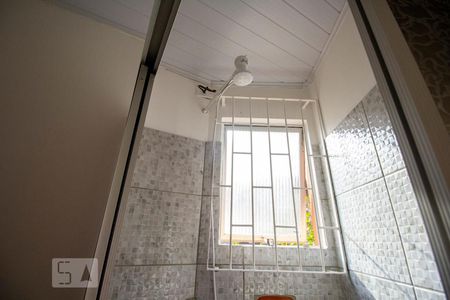 Banheiro de apartamento para alugar com 1 quarto, 35m² em Carvoeira, Florianópolis