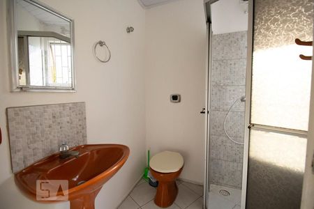 Banheiro de apartamento para alugar com 1 quarto, 35m² em Carvoeira, Florianópolis