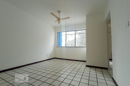 Sala de apartamento para alugar com 3 quartos, 70m² em Horto Florestal, Salvador