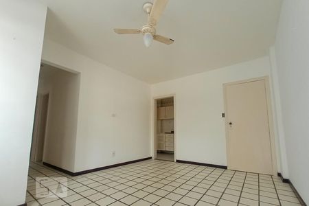 Sala de apartamento para alugar com 3 quartos, 70m² em Horto Florestal, Salvador