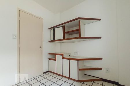 Quarto 1 de apartamento para alugar com 3 quartos, 70m² em Horto Florestal, Salvador