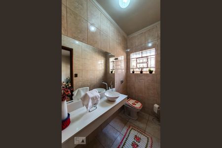 Lavabo de casa para alugar com 3 quartos, 250m² em Bosque da Saúde, São Paulo