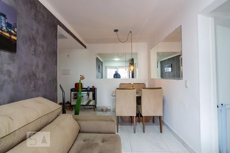 Sala de apartamento à venda com 2 quartos, 50m² em Jardim Roberto, Osasco