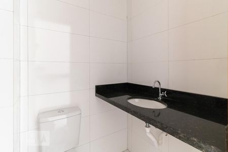 Banheiro de kitnet/studio à venda com 1 quarto, 25m² em Liberdade, São Paulo