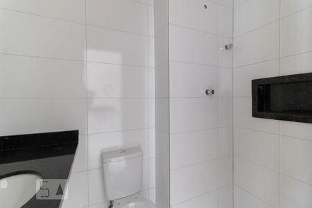 Banheiro de kitnet/studio à venda com 1 quarto, 25m² em Liberdade, São Paulo