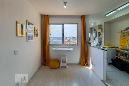 Sala de apartamento à venda com 2 quartos, 45m² em Canhema, Diadema