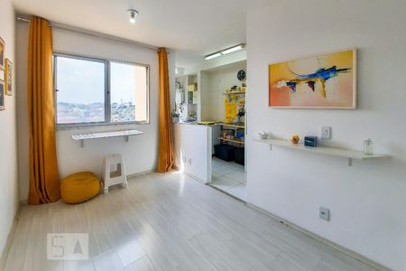 Sala de apartamento à venda com 2 quartos, 45m² em Canhema, Diadema