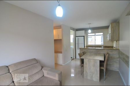 Sala de apartamento para alugar com 3 quartos, 55m² em Igara, Canoas