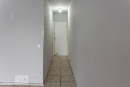 Corredor de entrada de apartamento à venda com 2 quartos, 70m² em São Francisco Xavier, Rio de Janeiro