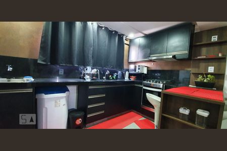 Cozinha de apartamento à venda com 1 quarto, 40m² em Floresta, Belo Horizonte