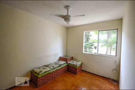 Sala de apartamento para alugar com 1 quarto, 40m² em Portuguesa, Rio de Janeiro