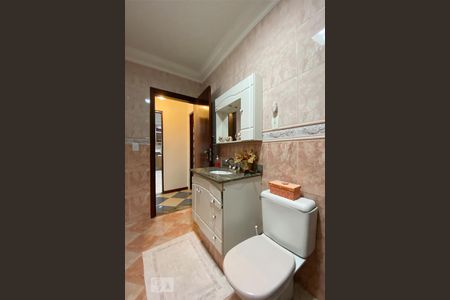 Casa para alugar com 405m², 3 quartos e 6 vagas Casa para alugar com 405m², 3 quartos e 6 vagasBanheiro 4