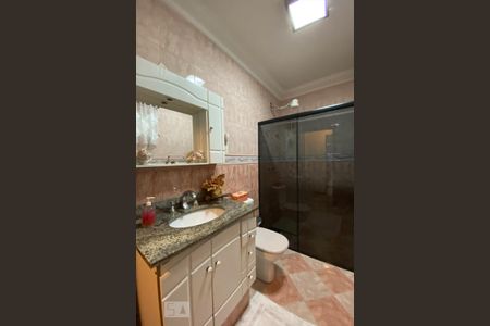 Casa para alugar com 405m², 3 quartos e 6 vagas Casa para alugar com 405m², 3 quartos e 6 vagasBanheiro 4