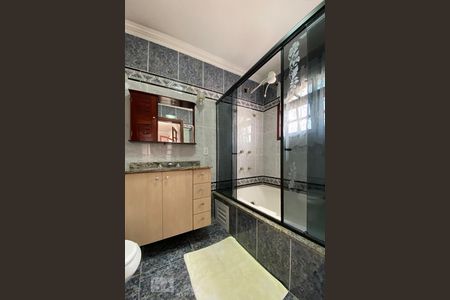 Casa para alugar com 405m², 3 quartos e 6 vagas Casa para alugar com 405m², 3 quartos e 6 vagasBanheiro do Quarto 3