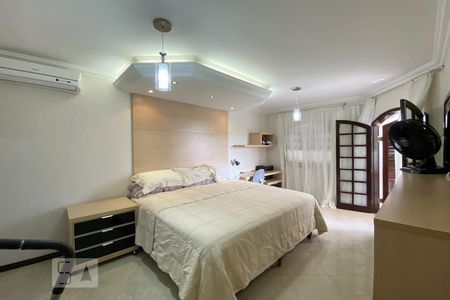Casa para alugar com 405m², 3 quartos e 6 vagas Casa para alugar com 405m², 3 quartos e 6 vagasQuarto 1